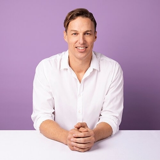 <img src='https://images.vital.ly/blog/tr:w-350,c-at_max,dpr-2,q-100/16226195338903304491.jpg' />